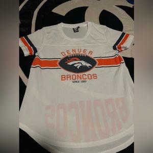 Women’s bronco top